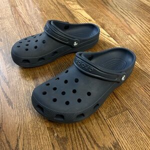 Navy Blue Crocs-Men’s 9/Women’s 7
